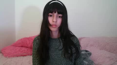   online show from 15, 2, 2025