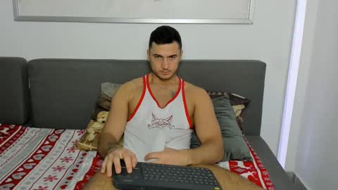 paulblack021 online show from 5, 3, 2025