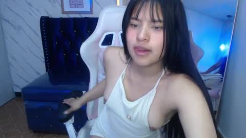 Snapshot of paulette_v chatting on 15, 2, 2025 Live 800am 200pm COLOMBIAN HOUR online show from 15, 2, 2025