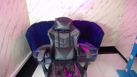 Snapshot of paulette_v chatting on 5, 3, 2025 Live 800am 200pm COLOMBIAN HOUR online show from 5, 3, 2025