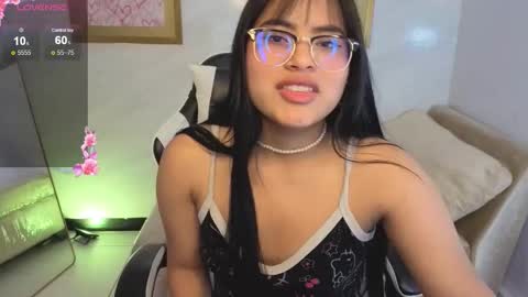 Snapshot of paulette_v chatting on 7, 3, 2026 Live 800am 200pm COLOMBIAN HOUR online show from 7, 3, 2026