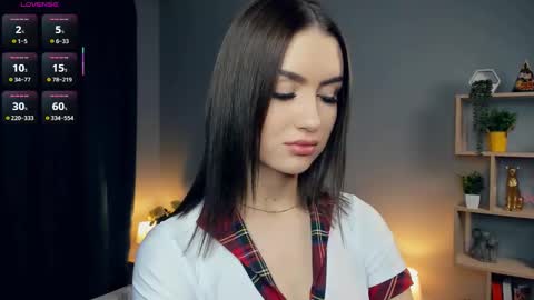 Snapshot of paulettelafevre chatting on 16, 10, 2025 Eva online show from 16, 10, 2025