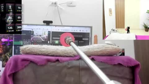 Snapshot of paulina_davis_ chatting on 5, 7, 2026 Paulina Davis online show from 5, 7, 2026