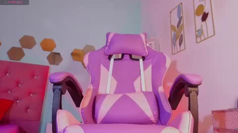 Paulina  online show from 5, 8, 2026
