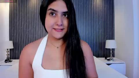 Snapshot of paulina_sweett chatting on 17, 6, 2026 Paulina online show from 17, 6, 2026