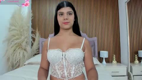 Paulina Belle online show from 15, 3, 2026