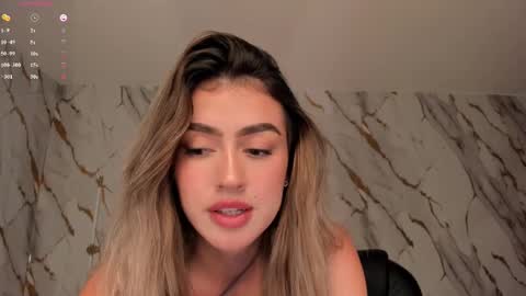 Snapshot of paulinasantosx chatting on 4, 3, 2025 Paulina Santos online show from 4, 3, 2025