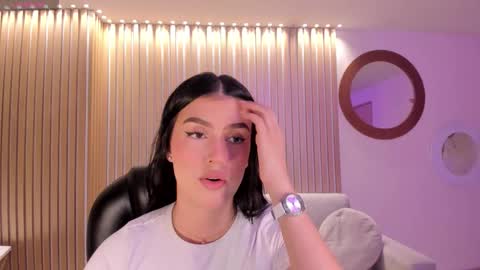 Snapshot of paulinasantosx chatting on 12, 10, 2025 Paulina Santos online show from 12, 10, 2025