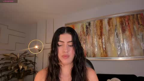 Paulina Santos  online show from 5, 5, 2026