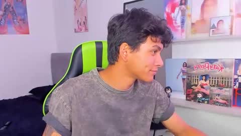 Snapshot of paultallx chatting on 17, 3, 2026 Paul online show from 17, 3, 2026