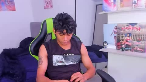 Snapshot of paultallx chatting on 19, 3, 2026 Paul online show from 19, 3, 2026