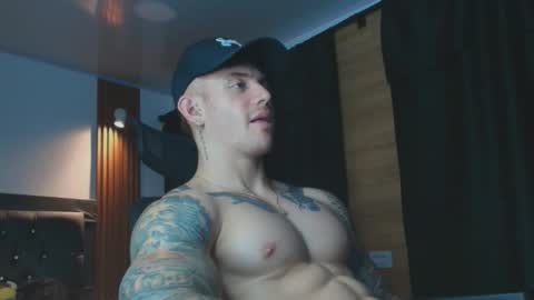 Snapshot of paulthompson_ chatting on 6, 3, 2026 Paul online show from 6, 3, 2026