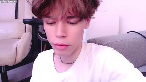 Snapshot of pawclaw chatting on 10, 10, 2025 pawclaw online show from 10, 10, 2025