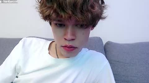 Snapshot of pawclaw chatting on 23, 11, 2025 pawclaw online show from 23, 11, 2025