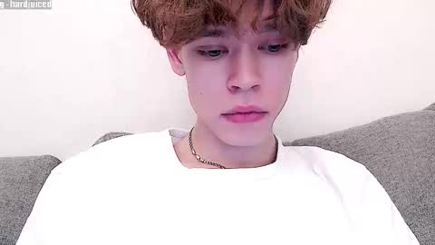 Snapshot of pawclaw chatting on 16, 12, 2025 pawclaw online show from 16, 12, 2025