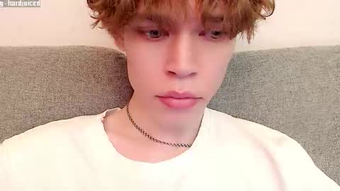 Snapshot of pawclaw chatting on 20, 12, 2025 pawclaw online show from 20, 12, 2025