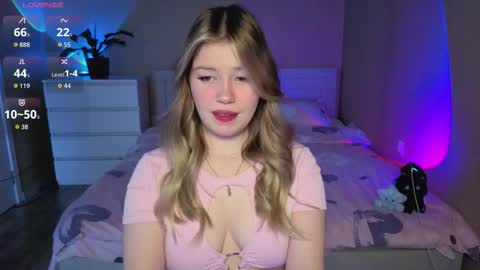 Snapshot of pawsclawws chatting on 18, 3, 2026 pawsclawws online show from 18, 3, 2026