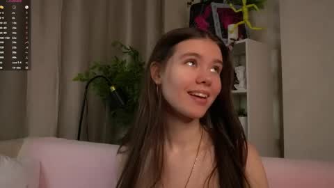 Snapshot of pazrapacki chatting on 23, 3, 2026 Beautiful Mila online show from 23, 3, 2026