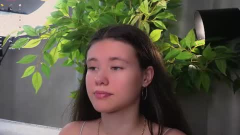 Beautiful Mila online show from 4, 7, 2026