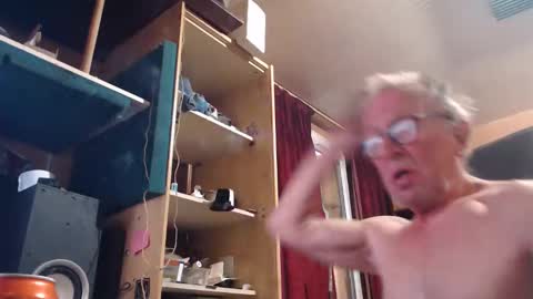 Snapshot of pc8474408 chatting on 17, 9, 2025 pc8474408 online show from 17, 9, 2025