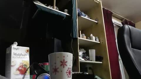 Snapshot of pc8474408 chatting on 4, 12, 2025 pc8474408 online show from 4, 12, 2025