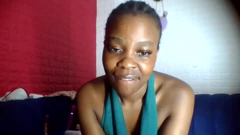 peach_melbah online show from 11, 7, 2026