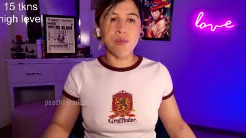 Snapshot of peach_paradisee chatting on 20, 7, 2026 S online show from 20, 7, 2026