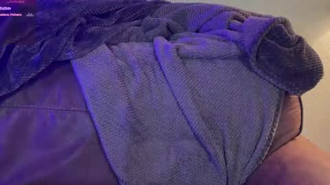 Snapshot of peachsundae chatting on 8, 3, 2026 portiapiers online show from 8, 3, 2026