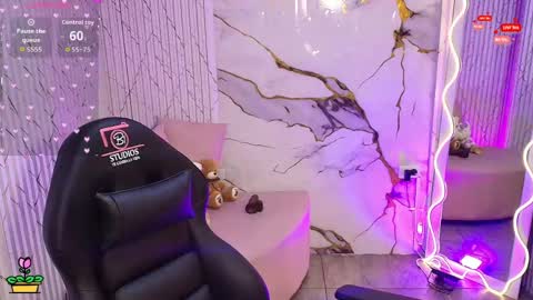 peachy_tay online show from 3, 5, 2026