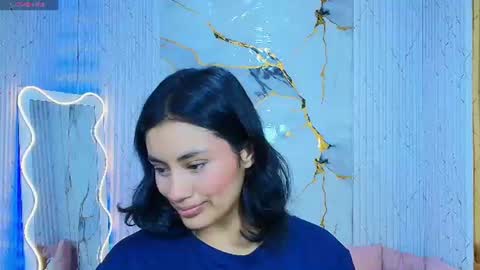 peachy_tay online show from 13, 7, 2026