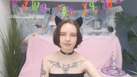 Snapshot of peachydreamm chatting on 20, 10, 2025 peachydreamm online show from 20, 10, 2025
