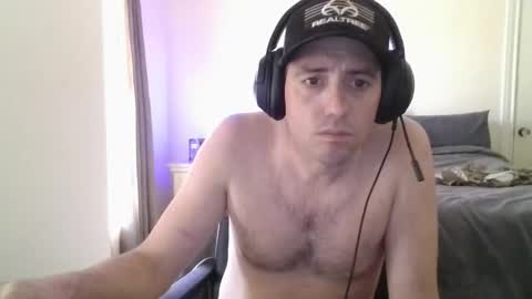 Snapshot of peachz_n_cream chatting on 3, 2, 2026 peachz_n_cream online show from 3, 2, 2026