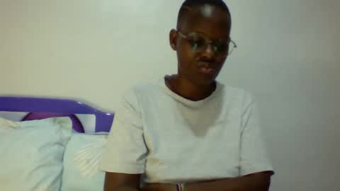 Snapshot of peacockxx chatting on 2, 4, 2026 peacockxx online show from 2, 4, 2026