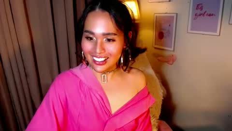 Angel Creamdensada online show from 4, 5, 2026