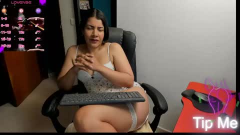 Tangerine Penaut online show from 28, 4, 2026