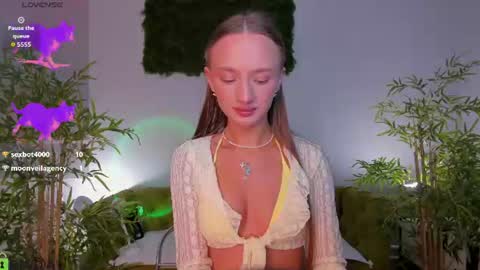 Sex Leah online show from 23, 6, 2026