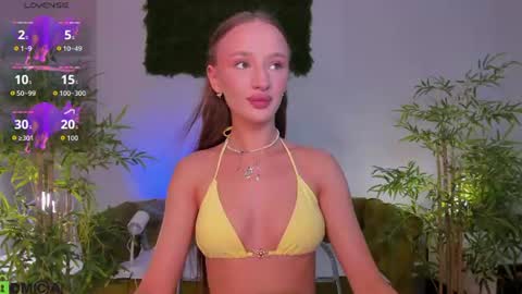 Sex Leah online show from 26, 6, 2026
