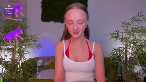 Sex Leah online show from 30, 6, 2026