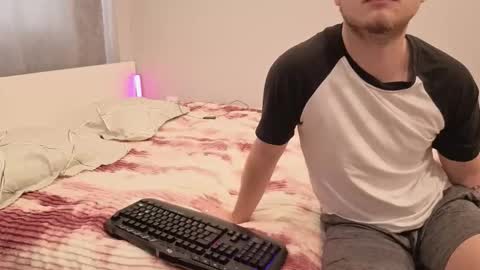 Rina and Max online show from 8, 2, 2026