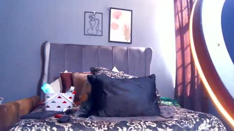 Snapshot of pearlblu38 chatting on 21, 7, 2026 Pearl online show from 21, 7, 2026