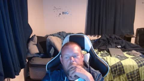 Snapshot of pecker40 chatting on 8, 1, 2025 pecker40 online show from 8, 1, 2025