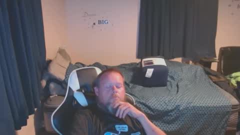 Snapshot of pecker40 chatting on 14, 2, 2025 pecker40 online show from 14, 2, 2025