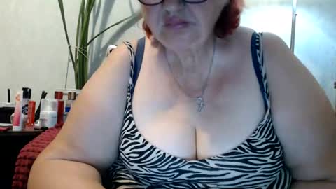 Snapshot of peggysoft chatting on 25, 6, 2026 PeggySoft online show from 25, 6, 2026