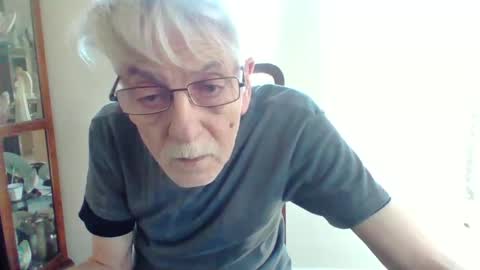 Snapshot of pem1650 chatting on 24, 9, 2025 pem1650 online show from 24, 9, 2025