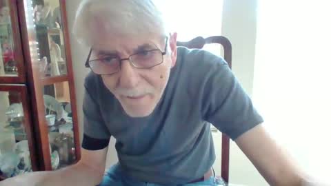 Snapshot of pem1650 chatting on 27, 9, 2025 pem1650 online show from 27, 9, 2025