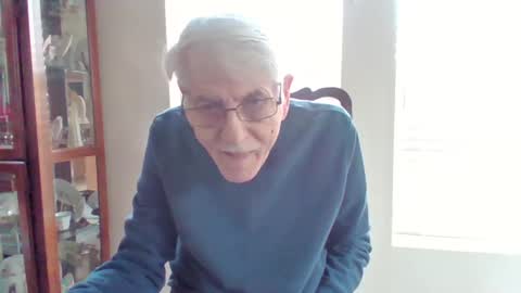 Snapshot of pem1650 chatting on 3, 10, 2025 pem1650 online show from 3, 10, 2025