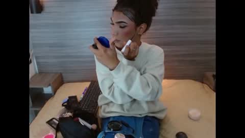 Penelopee Rouse online show from 24, 11, 2025