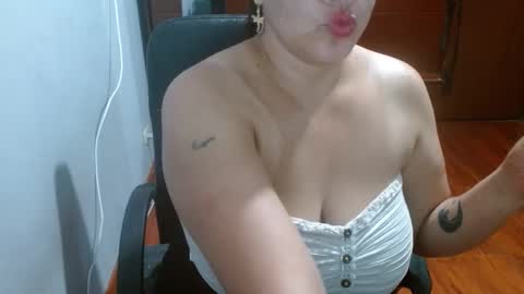 penelopefuckass online show from 11, 10, 2025