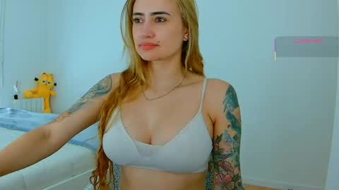 Snapshot of pennyy__ chatting on 1, 6, 2026 Hi Im Penelope better vibrations 1111 online show from 1, 6, 2026