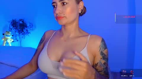 Snapshot of pennyy__ chatting on 20, 6, 2026 Hi Im Penelope better vibrations 1111 online show from 20, 6, 2026